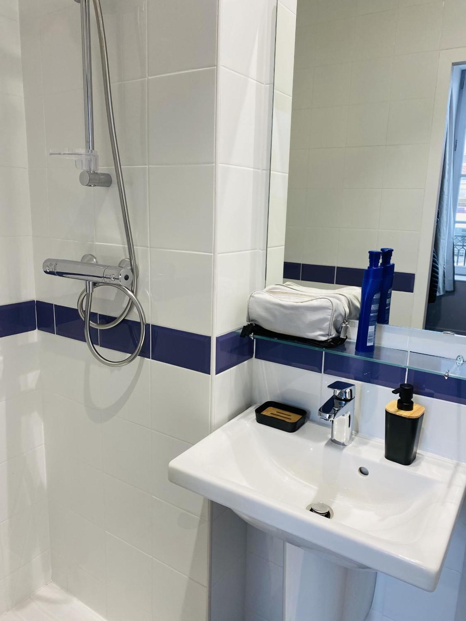 Hostel Flamingo Nimes Gare Centre Værelse billede